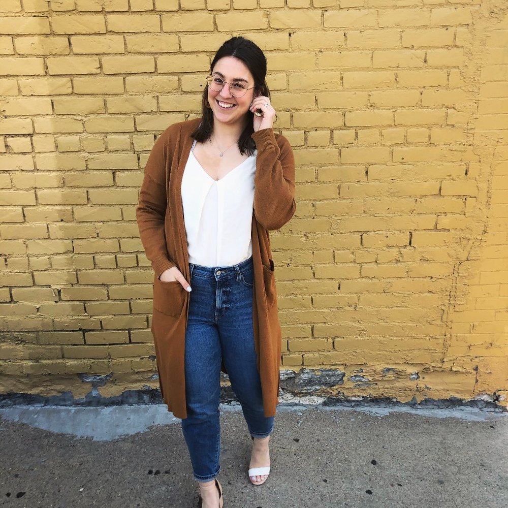 Rachel R // Midsize // Basics, Neutral Tones, Classic & Boho Fits